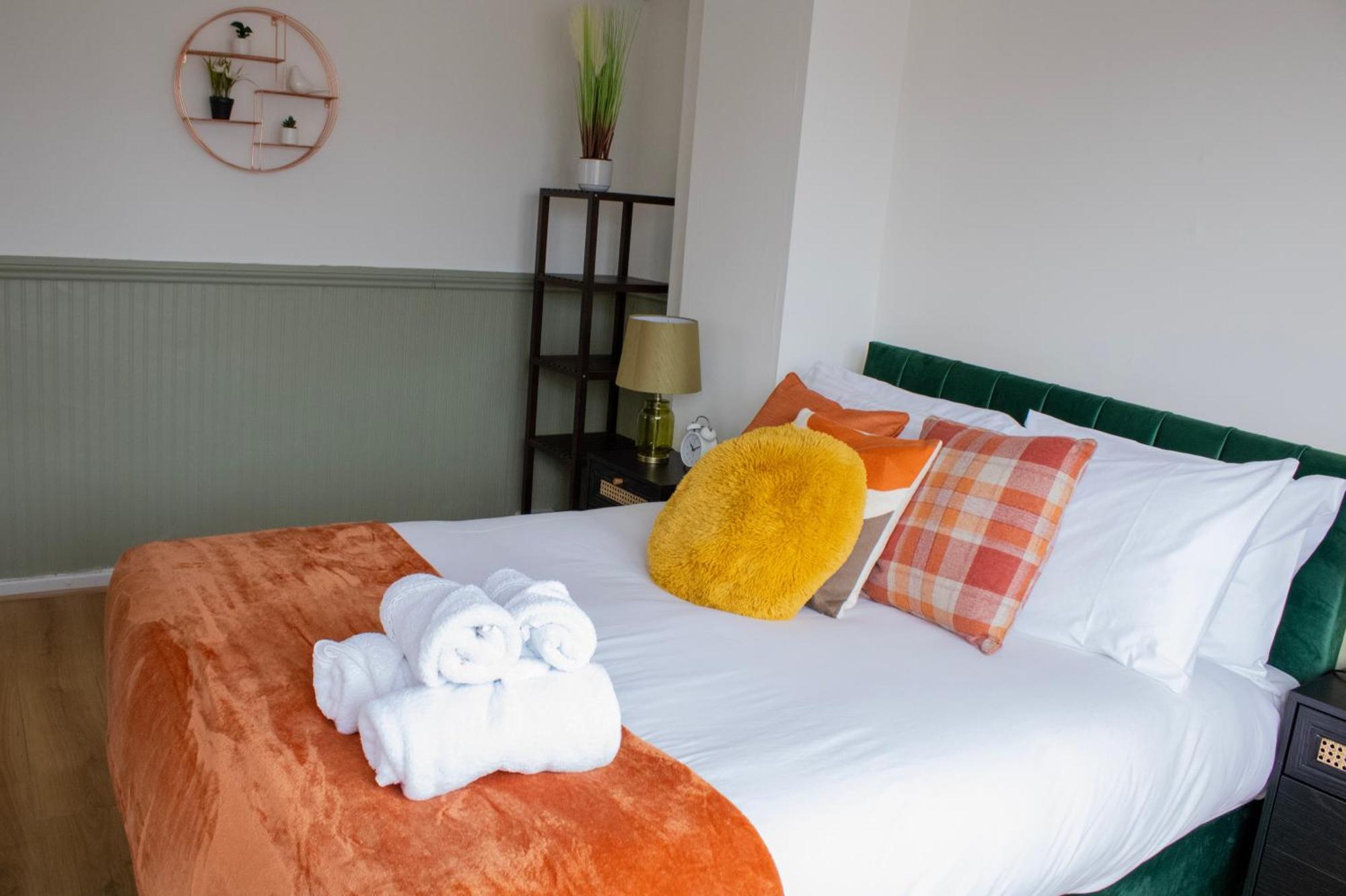 Harvard House, Stylish 3 Bedroom House In Solihull 5 Mins To The Nec, Bhx ,Jlr With Free Parking Birmingham Exterior photo
