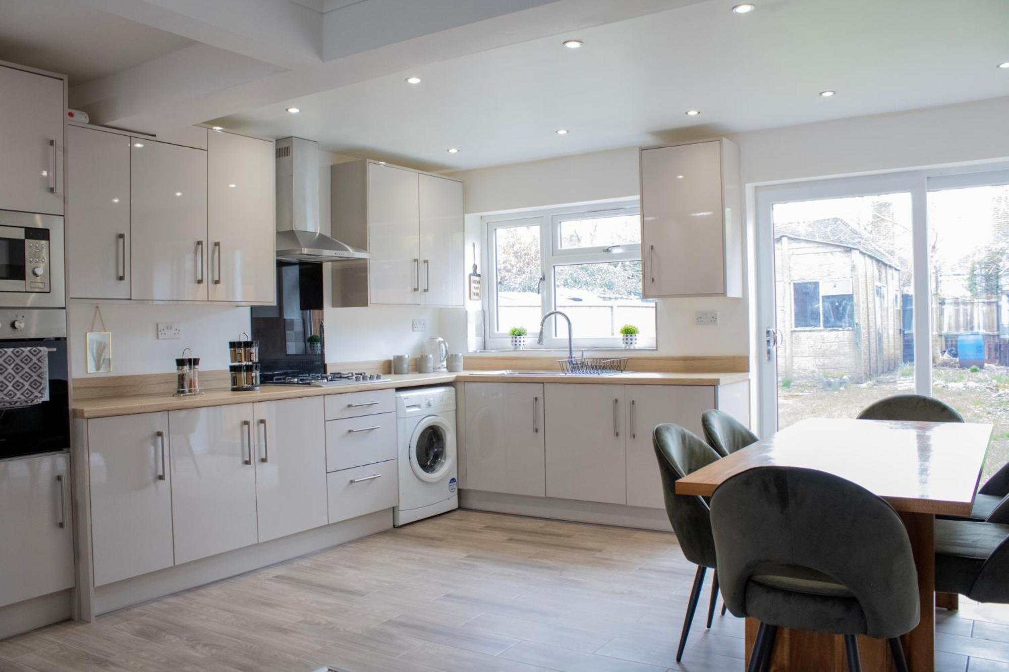 Harvard House, Stylish 3 Bedroom House In Solihull 5 Mins To The Nec, Bhx ,Jlr With Free Parking Birmingham Exterior photo