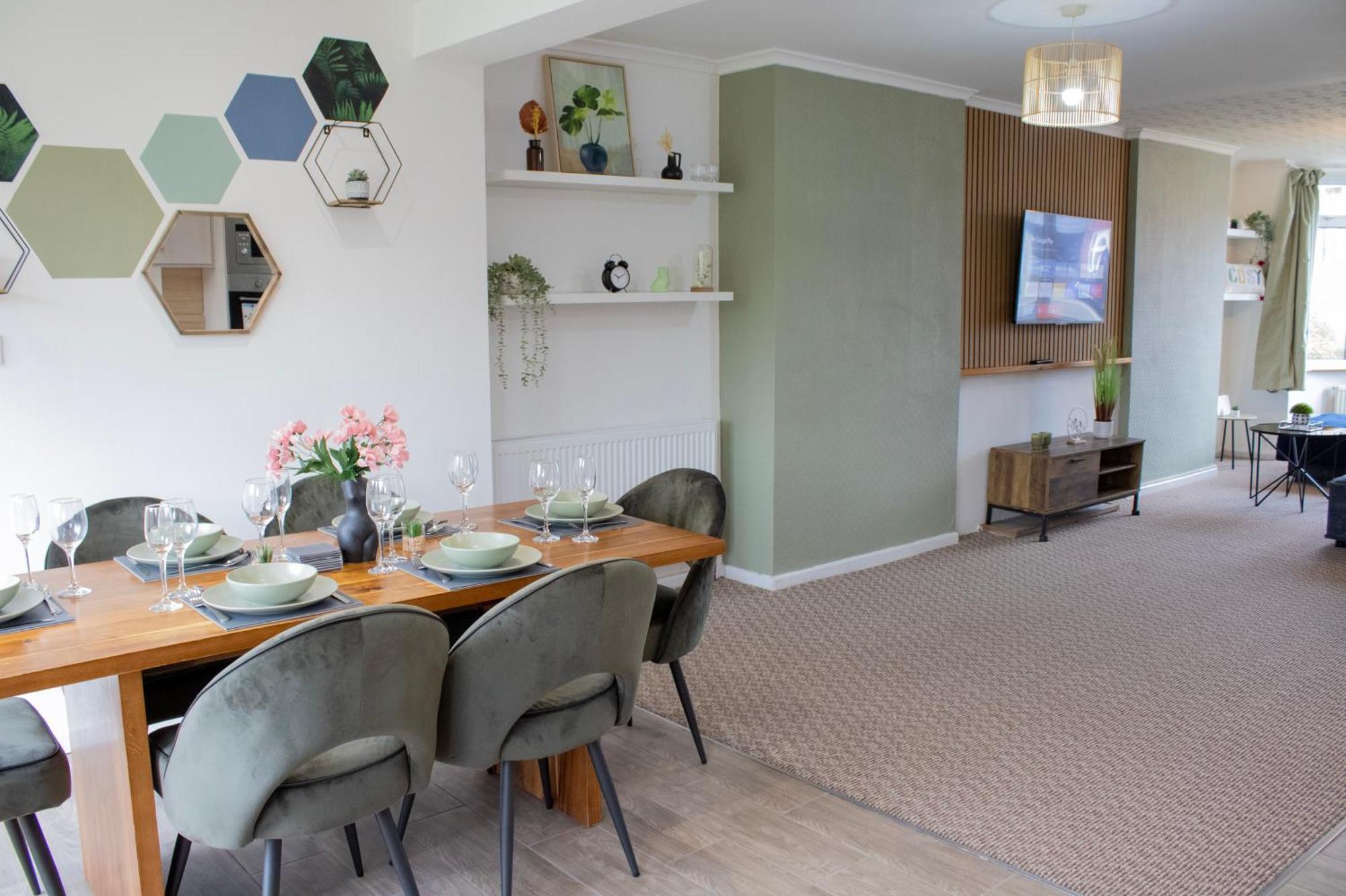 Harvard House, Stylish 3 Bedroom House In Solihull 5 Mins To The Nec, Bhx ,Jlr With Free Parking Birmingham Exterior photo
