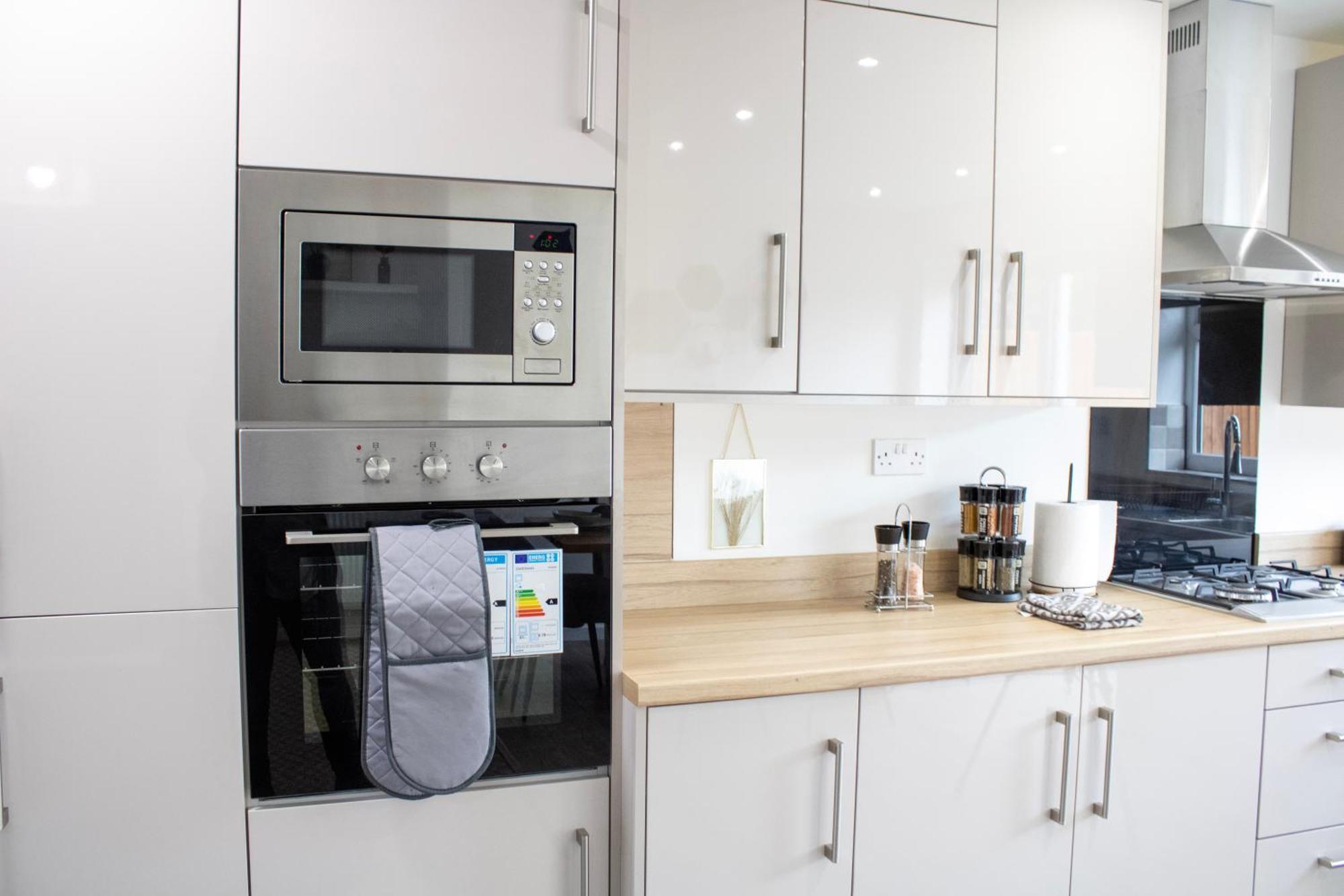 Harvard House, Stylish 3 Bedroom House In Solihull 5 Mins To The Nec, Bhx ,Jlr With Free Parking Birmingham Exterior photo