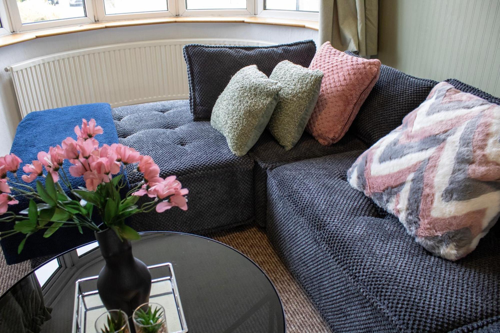 Harvard House, Stylish 3 Bedroom House In Solihull 5 Mins To The Nec, Bhx ,Jlr With Free Parking Birmingham Exterior photo